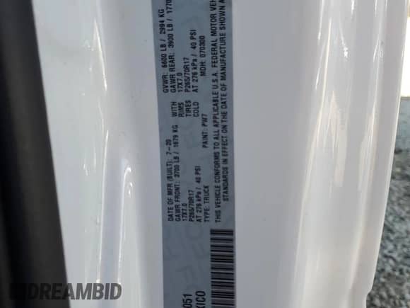 2020 Ram 1500 Tradesman z VIN 3C6JR6DGXLG169051, wystawiony jako Copart lot #50060715 z przebiegiem 108 962 mil mil oraz Szkoda całkowita • Salvage title. Historia ofert i sprzedaży dostępna na DreamBid. Obrazek 13.