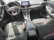 2019 Hyundai Elantra z VIN KMHH35LE0KU117535, wystawiony jako Copart lot #70006265 z przebiegiem 157 108 mil mil oraz Szkoda całkowita • Salvage title. Historia ofert i sprzedaży dostępna na DreamBid. Obrazek 8.