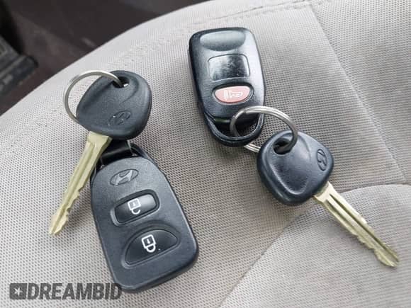 2010 Hyundai Tucson GLS с VIN KM8JT3AC7AU087861, выставлен на аукционе IAAI как лот 43149203 с пробегом 107 814 миль миль и . История ставок и продаж доступна на DreamBid. Изображение 11.