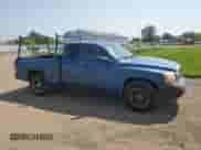 2005 Dodge Dakota ST z VIN 1D7HE22K55S131506, wystawiony jako Copart lot #59537995 z przebiegiem 63 164 mil mil oraz Szkoda całkowita • Salvage title. Historia ofert i sprzedaży dostępna na DreamBid. Obrazek 4.