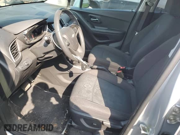 2022 Chevrolet Trax LS с VIN KL7CJNSM8NB545606, выставлен на аукционе Copart как лот 71590295 с пробегом 24 708 миль миль и Списание • Salvage title. История ставок и продаж доступна на DreamBid. Изображение 7.