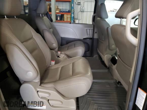 2015 Toyota Sienna Limited with VIN 5TDDK3DC8FS096564, listed as a Copart auction lot 67611035 with 132,939 mi miles and Salvage title. Bid and sale history available at DreamBid. Image 11.