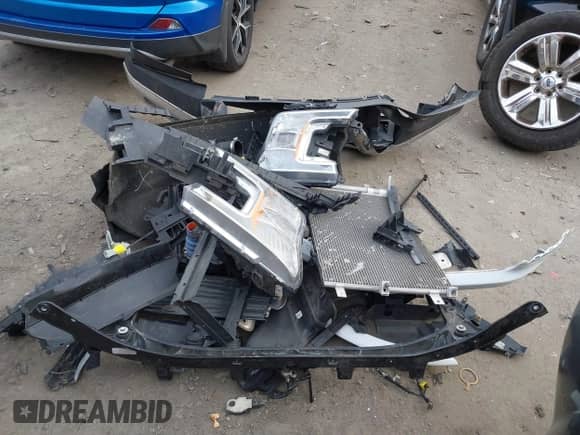 2020 Ford F-150 XL с VIN 1FTEW1EP4LKE68340, выставлен на аукционе IAAI как лот 41198215 с пробегом 95 450 миль миль и . История ставок и продаж доступна на DreamBid. Изображение 12.