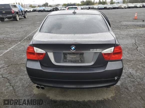 2008 BMW 3 Series 328i с VIN WBAVA37548NL50698, выставлен на аукционе Copart как лот 82169635 с пробегом 145 565 миль миль и Списание • Salvage title. История ставок и продаж доступна на DreamBid. Изображение 6.