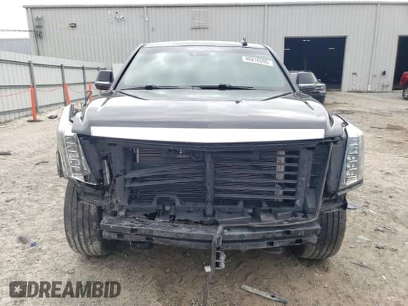 2018 Cadillac Escalade Platinum with VIN 1GYS4DKJ7JR269551, listed as a Copart auction lot 46816595 with 130,772 mi miles and Salvage title. Bid and sale history available at DreamBid. Image 5.