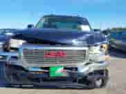 2005 GMC Sierra 1500 SLT with VIN 1GTEC19T95Z314989, listed as a IAAI auction lot 41610701 with 204,693 mi miles and . Bid and sale history available at DreamBid. Image 12.
