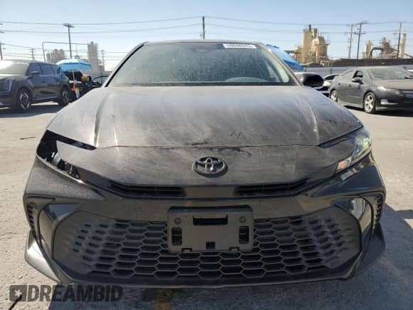 2025 Toyota Camry LE with VIN 4T1DAACK7SU086710, listed as a Copart auction lot 59698945 with 11,337 mi miles and Salvage title. Bid and sale history available at DreamBid. Image 5.