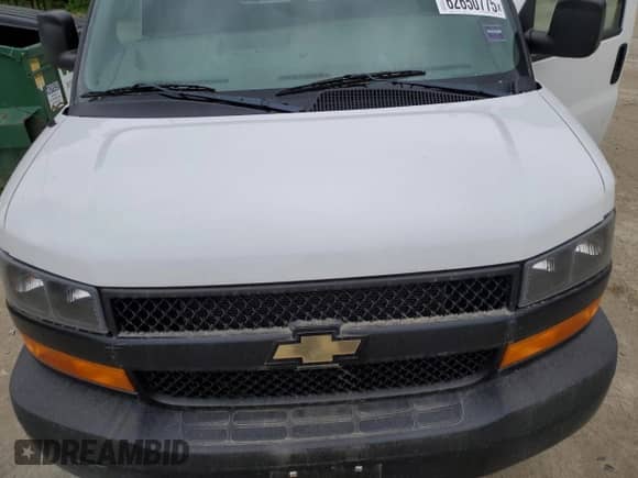 2018 Chevrolet Express Cargo с VIN 1GCWGAFP4J1281103, выставлен на аукционе Copart как лот 62650775 с пробегом 157 777 миль миль и Чистый • Clean title. История ставок и продаж доступна на DreamBid. Изображение 12.