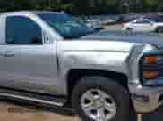 2015 Chevrolet Silverado 1500 LT с VIN 3GCUKREC3FG470949, выставлен на аукционе IAAI как лот 43226940 с пробегом 217 766 миль миль и . История ставок и продаж доступна на DreamBid. Изображение 17.