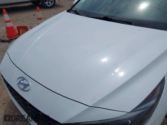 2022 Hyundai Elantra SEL z VIN 5NPLM4AGXNH054565, wystawiony jako IAAI lot #43010279 z przebiegiem 54 297 mil mil oraz . Historia ofert i sprzedaży dostępna na DreamBid. Obrazek 6.