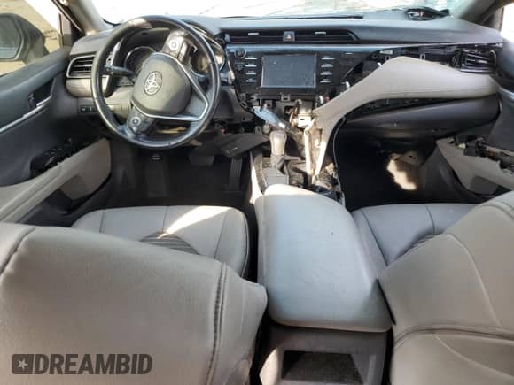 2019 Toyota Camry LE с VIN 4T1B11HK6KU210594, выставлен на аукционе Copart как лот 66894775 с пробегом Не указан миль и Списание • Salvage title. История ставок и продаж доступна на DreamBid. Изображение 8.