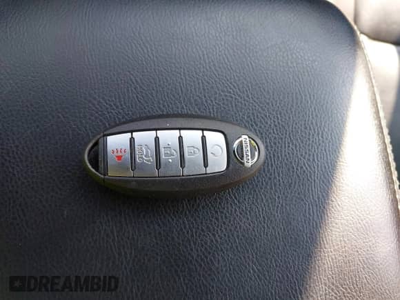 2015 Nissan Pathfinder SL with VIN 5N1AR2MM3FC650804, listed as a IAAI auction lot 42890595 with 142,995 mi miles and . Bid and sale history available at DreamBid. Image 11.