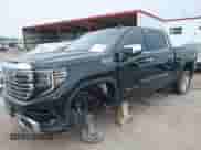 2024 GMC Sierra 1500 Denali с VIN 3GTPHGED0RG327406, выставлен на аукционе IAAI как лот 42440700 с пробегом 33 448 миль миль и . История ставок и продаж доступна на DreamBid. Изображение 2.