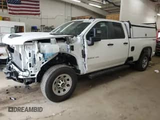 2025 Chevrolet Silverado 2500HD с VIN 1GC5KLE79SF270822, выставлен на аукционе Copart как лот 71915315 с пробегом 6 787 миль миль и Списание • Salvage title. История ставок и продаж доступна на DreamBid. Изображение 1.