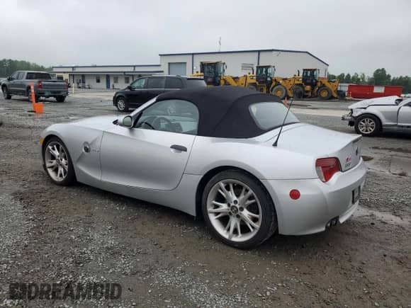 2008 BMW Z4 3.0i с VIN 4USBU33518LW75169, выставлен на аукционе Copart как лот 64621495 с пробегом 119 113 миль миль и Списание • Salvage title. История ставок и продаж доступна на DreamBid. Изображение 2.