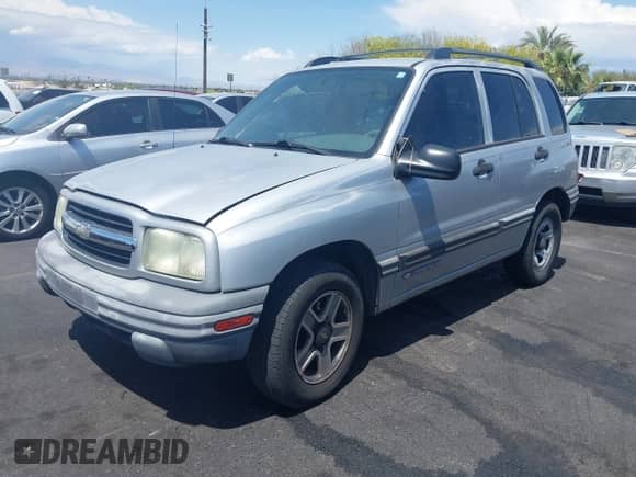 2002 Chevrolet Tracker с VIN 2CNBE13C426951703, выставлен на аукционе IAAI как лот 42177942 с пробегом 186 096 миль миль и . История ставок и продаж доступна на DreamBid. Изображение 6.