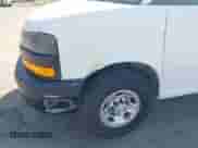 2019 Chevrolet Express Cargo с VIN 1GCWGBFPXK1186665, выставлен на аукционе IAAI как лот 41795478 с пробегом 311 142 миль миль и . История ставок и продаж доступна на DreamBid. Изображение 18.