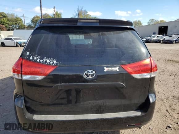 2012 Toyota Sienna with VIN 5TDZK3DC9CS275794, listed as a Copart auction lot 82216295 with 130,044 mi miles and Salvage title. Bid and sale history available at DreamBid. Image 6.