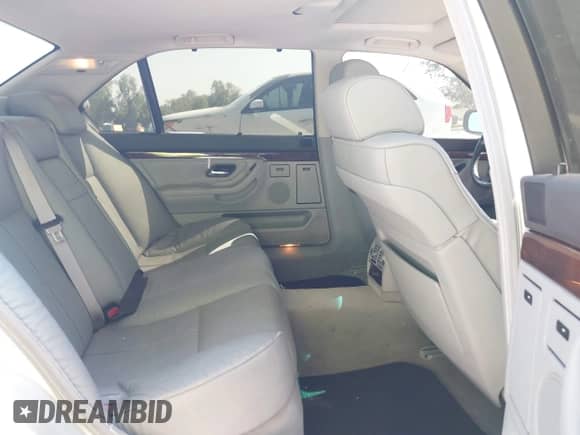 1999 BMW 7 Series 740iL with VIN WBAGH8331XDP01738, listed as a IAAI auction lot 42357503 with Not provided miles and . Bid and sale history available at DreamBid. Image 8.