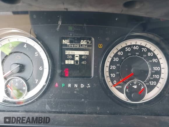 2018 Ram 1500 Express with VIN 3C6RR6KG3JG246555, listed as a IAAI auction lot 42082726 with 106,227 mi miles and . Bid and sale history available at DreamBid. Image 7.