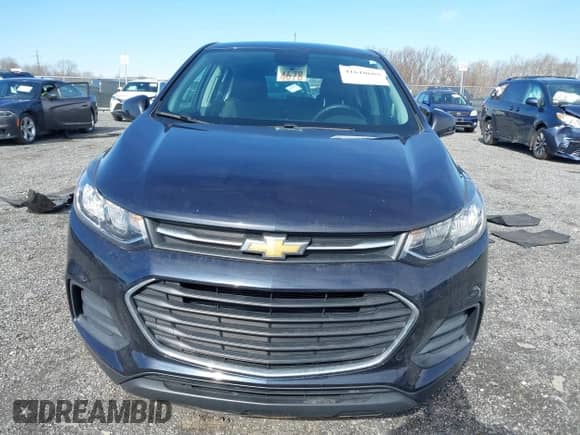 2021 Chevrolet Trax LS с VIN KL7CJNSM5MB375655, выставлен на аукционе IAAI как лот 41610665 с пробегом 57 330 миль миль и . История ставок и продаж доступна на DreamBid. Изображение 12.