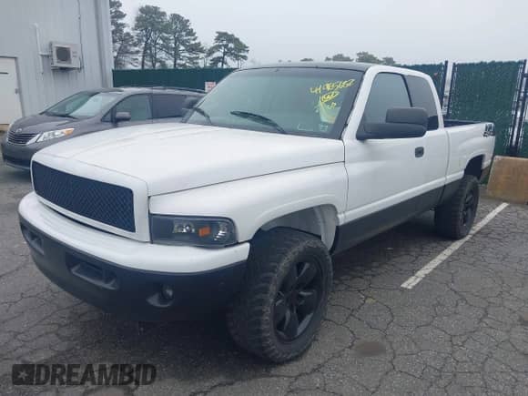 2001 Dodge 1500 с VIN 1B7HF13YX1J273581, выставлен на аукционе IAAI как лот 41965682 с пробегом 73 375 миль миль и . История ставок и продаж доступна на DreamBid. Изображение 2.