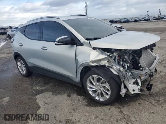 2022 Chevrolet Bolt EUV LT with VIN 1G1FY6S05N4115480, listed as a Copart auction lot 36690453 with 4,976 mi miles and . Bid and sale history available at DreamBid. Image 4.