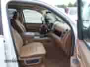 2019 Ram 1500 Longhorn с VIN 1C6SRFKT5KN669399, выставлен на аукционе IAAI как лот 42383868 с пробегом 71 493 миль миль и . История ставок и продаж доступна на DreamBid. Изображение 5.