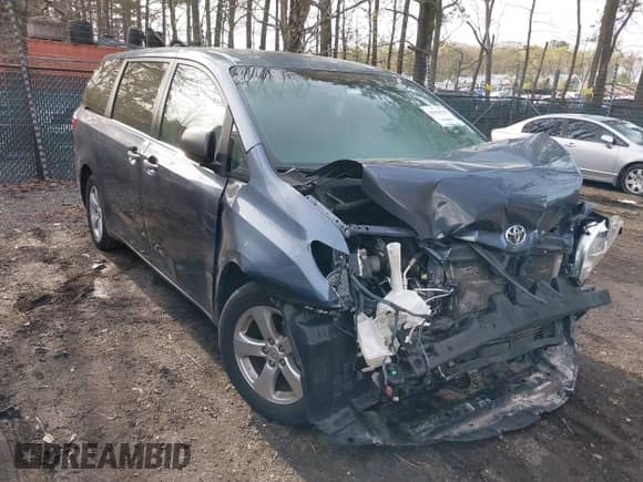 2017 Toyota Sienna L with VIN 5TDZZ3DC3HS837529, listed as a IAAI auction lot 41924710 with 144,675 mi miles and . Bid and sale history available at DreamBid. Image 1.