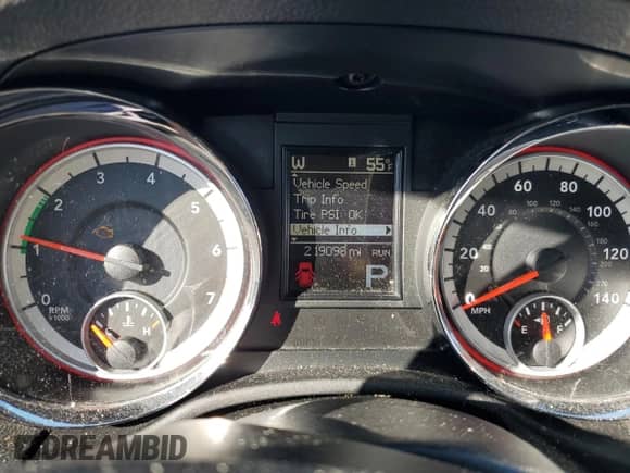 2013 Dodge Durango Crew with VIN 1C4RDJDG4DC700942, listed as a Copart auction lot 84470185 with 219,098 mi miles and Clean title. Bid and sale history available at DreamBid. Image 9.
