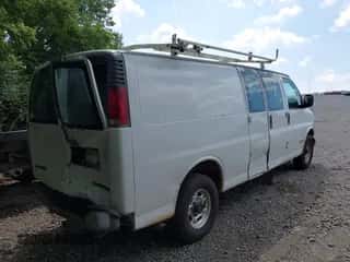 2000 Chevrolet Express с VIN 1GCHG39R0Y1160483, выставлен на аукционе IAAI как лот 42793829 с пробегом 263 432 миль миль и . История ставок и продаж доступна на DreamBid. Изображение 4.
