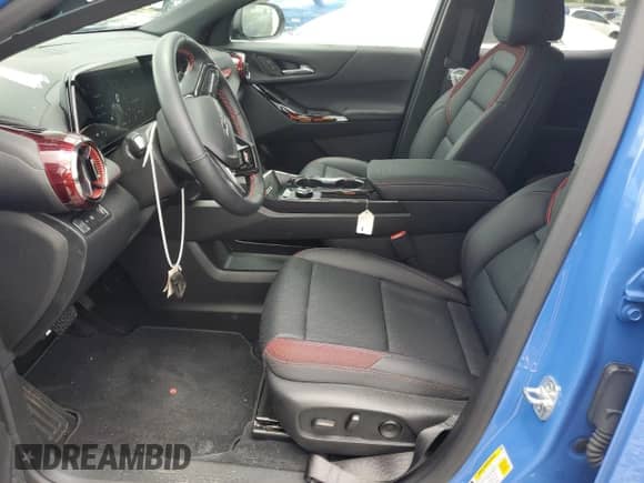 2025 Chevrolet Equinox FWD RS z VIN 3GNAXLEG7SL212818, wystawiony jako Copart lot #67045615 z przebiegiem 3 450 mil mil oraz Szkoda całkowita • Salvage title. Historia ofert i sprzedaży dostępna na DreamBid. Obrazek 7.