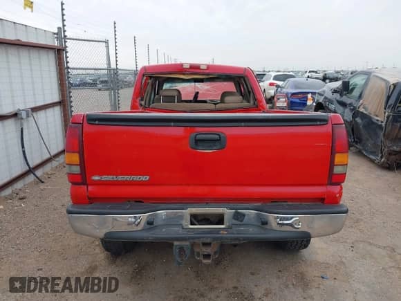 2002 Chevrolet Silverado 1500HD LT с VIN 1GCGK13U12F147411, выставлен на аукционе IAAI как лот 42066867 с пробегом Не указан миль и . История ставок и продаж доступна на DreamBid. Изображение 16.