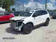 2025 Honda Passport Black Edition с VIN 5FNYF8H84SB006012, выставлен на аукционе IAAI как лот 42999251 с пробегом 3 938 миль миль и . История ставок и продаж доступна на DreamBid. Изображение 23.