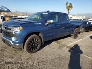 2024 Chevrolet Silverado 1500 LT с VIN 1GCPACEK2RZ169808, выставлен на аукционе Copart как лот 45422055 с пробегом 17 095 миль миль и Списание • Salvage title. История ставок и продаж доступна на DreamBid. Изображение 1.