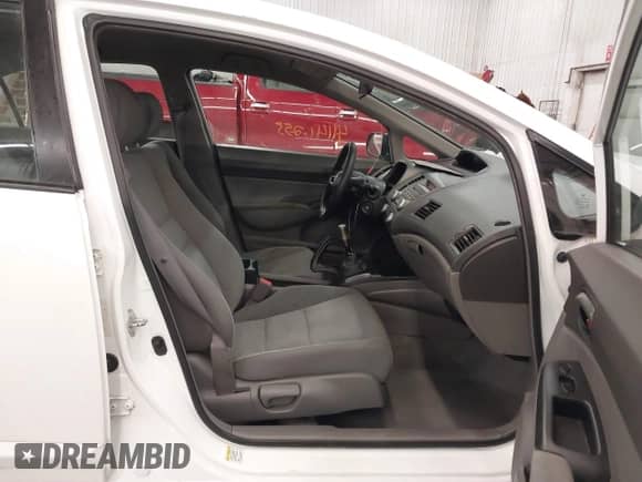 2009 Honda Civic с VIN 1HGFA153X9L014677, выставлен на аукционе IAAI как лот 41146253 с пробегом 158 867 миль миль и . История ставок и продаж доступна на DreamBid. Изображение 5.