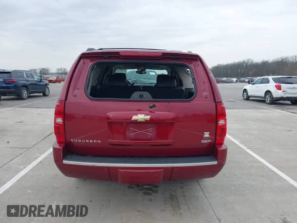 2009 Chevrolet Suburban LTZ z VIN 1GNFK36309J105434, wystawiony jako IAAI lot #42062907 z przebiegiem 132 674 mil mil oraz . Historia ofert i sprzedaży dostępna na DreamBid. Obrazek 16.