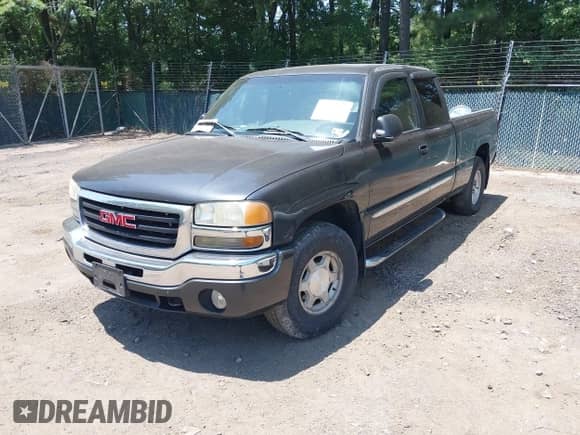 2003 GMC Sierra 1500 SLT с VIN 2GTEK19T531412099, выставлен на аукционе IAAI как лот 42539129 с пробегом 240 815 миль миль и . История ставок и продаж доступна на DreamBid. Изображение 16.