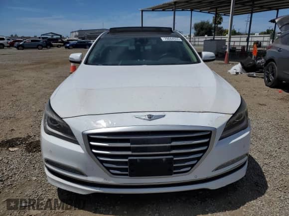 2015 Hyundai Genesis 5.0L z VIN KMHGN4JF8FU046084, wystawiony jako Copart lot #70044935 z przebiegiem 114 994 mil mil oraz Szkoda całkowita • Salvage title. Historia ofert i sprzedaży dostępna na DreamBid. Obrazek 5.