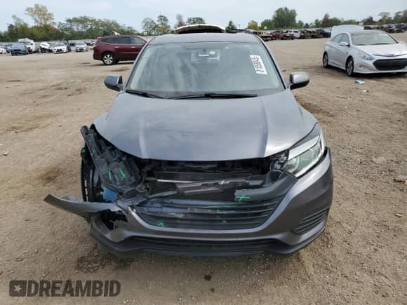 2019 Honda HR-V LX z VIN 3CZRU6H3XKG724641, wystawiony jako Copart lot #81058045 z przebiegiem 60 418 mil mil oraz Szkoda całkowita • Salvage title. Historia ofert i sprzedaży dostępna na DreamBid. Obrazek 5.