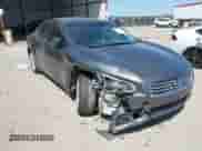 2014 Nissan Maxima S с VIN 1N4AA5AP0EC488162, выставлен на аукционе IAAI как лот 41986642 с пробегом 99 195 миль миль и . История ставок и продаж доступна на DreamBid. Изображение 6.