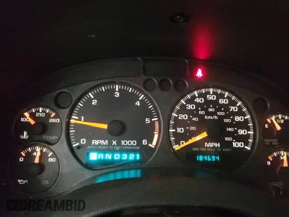 1999 Chevrolet Blazer LT z VIN 1GNDT13W4X2149645, wystawiony jako Copart lot #68597425 z przebiegiem 184 694 mil mil oraz Czysty tytuł • Clean title. Historia ofert i sprzedaży dostępna na DreamBid. Obrazek 9.