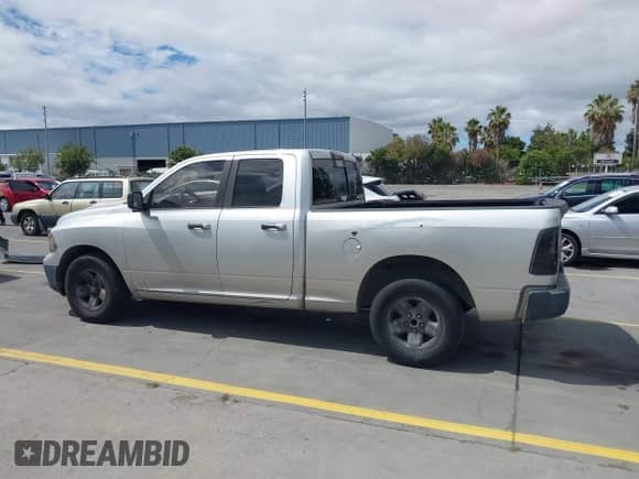2009 Dodge 1500 SLT with VIN 1D3HB18P29S796683, listed as a IAAI auction lot 42812354 with 258,472 mi miles and . Bid and sale history available at DreamBid. Image 15.