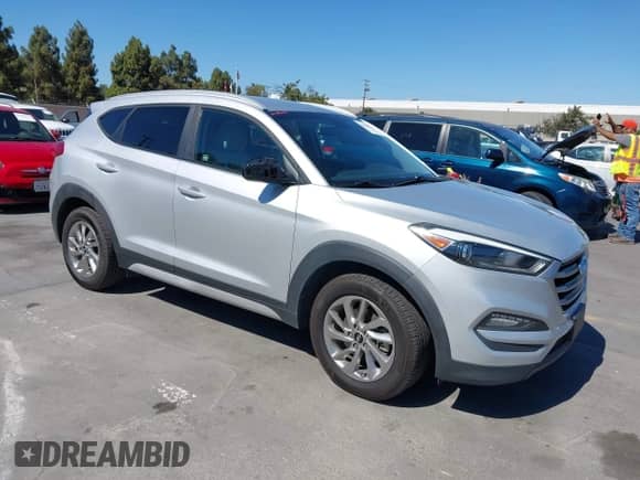 2018 Hyundai Tucson SEL с VIN KM8J33A40JU758151, выставлен на аукционе IAAI как лот 43050708 с пробегом 92 452 миль миль и . История ставок и продаж доступна на DreamBid. Изображение 1.