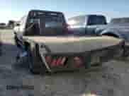 2015 Chevrolet Silverado 3500 с VIN 1GB4KYC83FF636305, выставлен на аукционе Copart как лот 72759774 с пробегом 370 063 миль миль и Списание • Salvage title. История ставок и продаж доступна на DreamBid. Изображение 2.