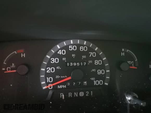 2002 Ford Econoline Cargo Recreational with VIN 1FDRE14W32HB64467, listed as a Copart auction lot 81878595 with 139,517 mi miles and Salvage title. Bid and sale history available at DreamBid. Image 9.