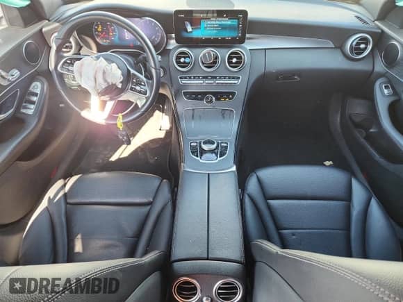 2020 Mercedes-Benz C 300 z VIN W1KWF8DB2LR600382, wystawiony jako Copart lot #70777305 z przebiegiem 60 954 mil mil oraz Szkoda całkowita • Salvage title. Historia ofert i sprzedaży dostępna na DreamBid. Obrazek 8.