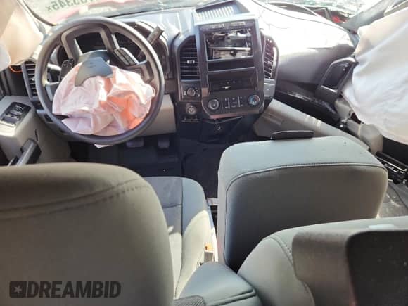 2020 Ford F-150 XL с VIN 1FTFX1E40LKE46388, выставлен на аукционе Copart как лот 84735345 с пробегом 31 364 миль миль и Списание • Salvage title. История ставок и продаж доступна на DreamBid. Изображение 8.