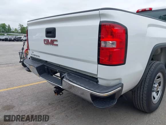 2018 GMC Sierra 1500 z VIN 1GTN1LEC6JZ247799, wystawiony jako IAAI lot #42307442 z przebiegiem 139 885 mil mil oraz . Historia ofert i sprzedaży dostępna na DreamBid. Obrazek 17.