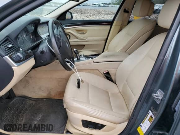 2011 BMW 5 Series 528i с VIN WBAFR1C5XBC750050, выставлен на аукционе Copart как лот 70327815 с пробегом 137 575 миль миль и Чистый • Clean title. История ставок и продаж доступна на DreamBid. Изображение 7.